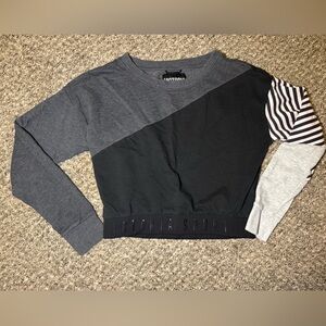 Victoria Sport Small Colorblock Long Sleeve Top